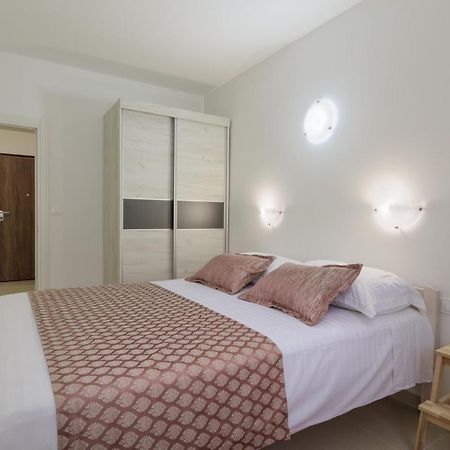 Apartment S-7 Трогир Екстериор снимка