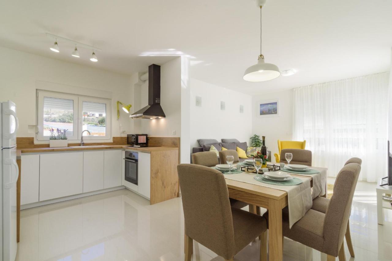 Apartment S-7 Трогир Екстериор снимка