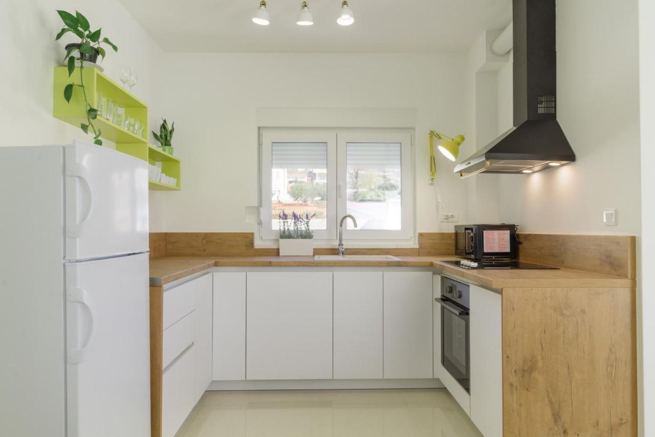 Apartment S-7 Трогир Екстериор снимка