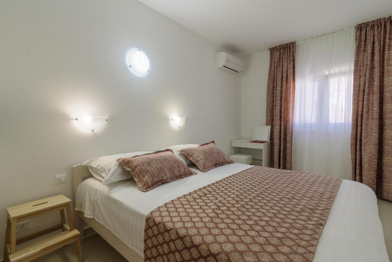 Apartment S-7 Трогир Екстериор снимка